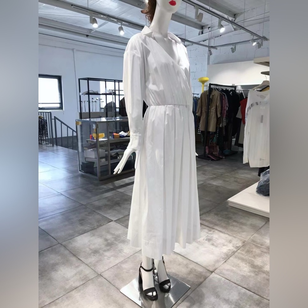 US 8 Clips Elegant White Dress NWT